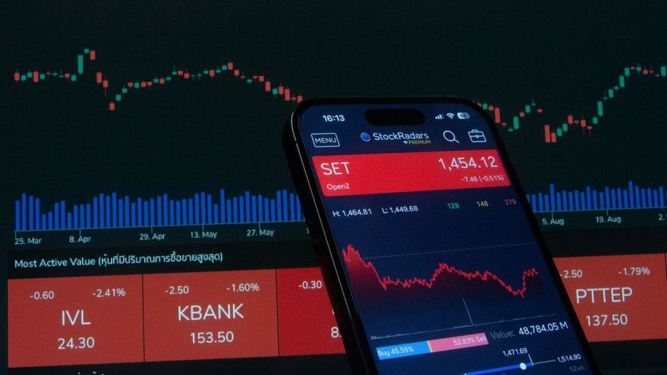 crypto news related image