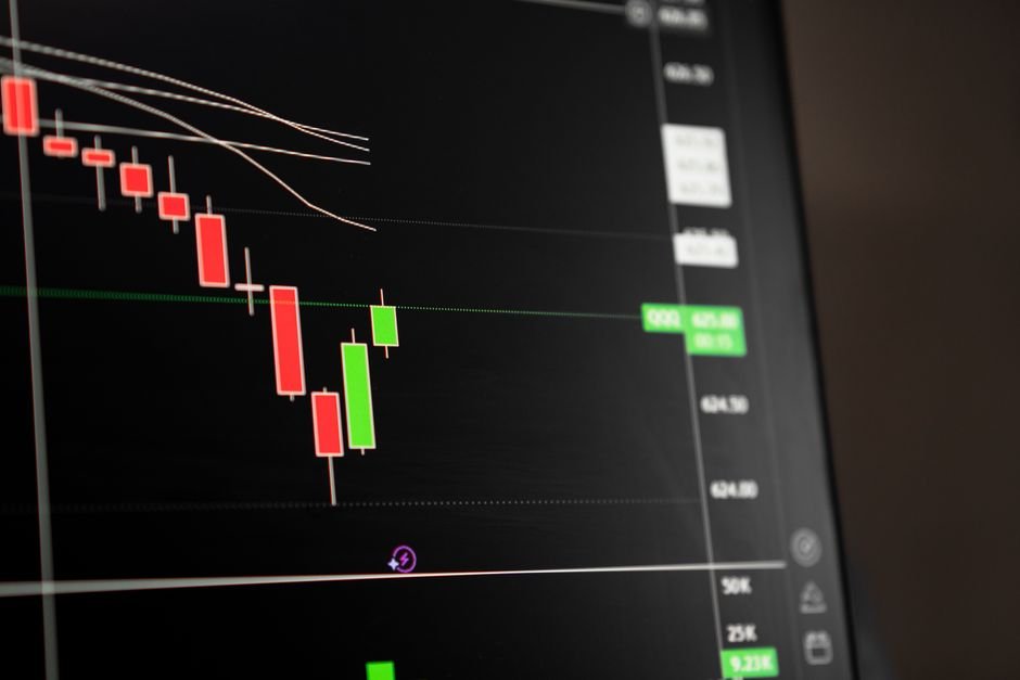 crypto news related image