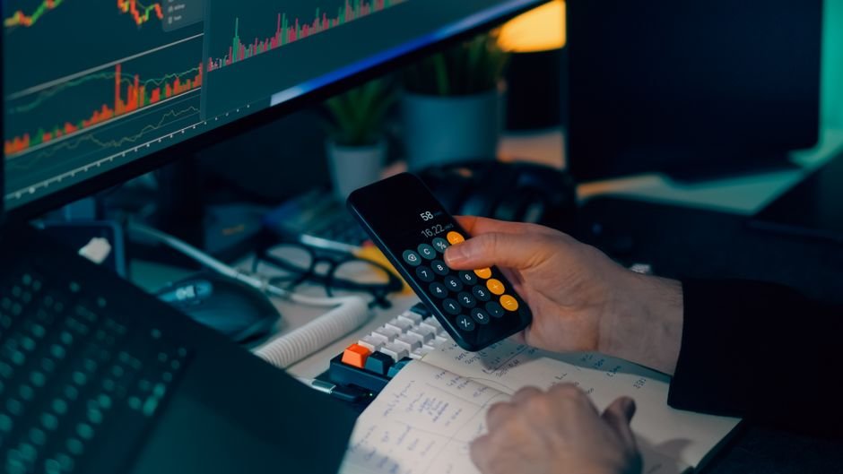 crypto news related image