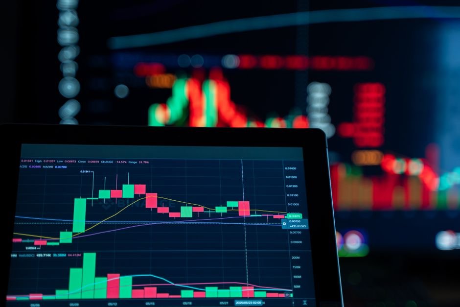 crypto news related image