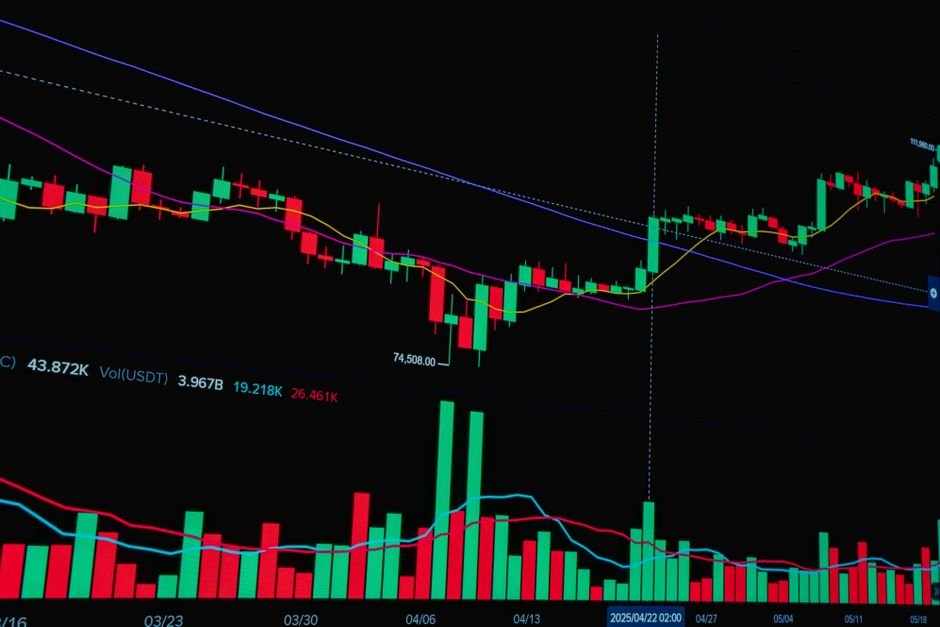 crypto news related image