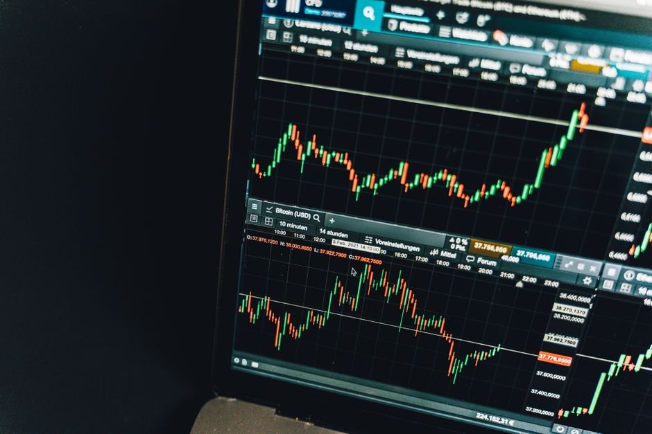 crypto news related image