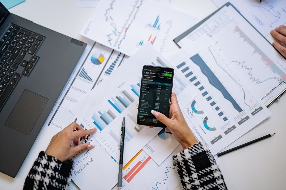 crypto news related image