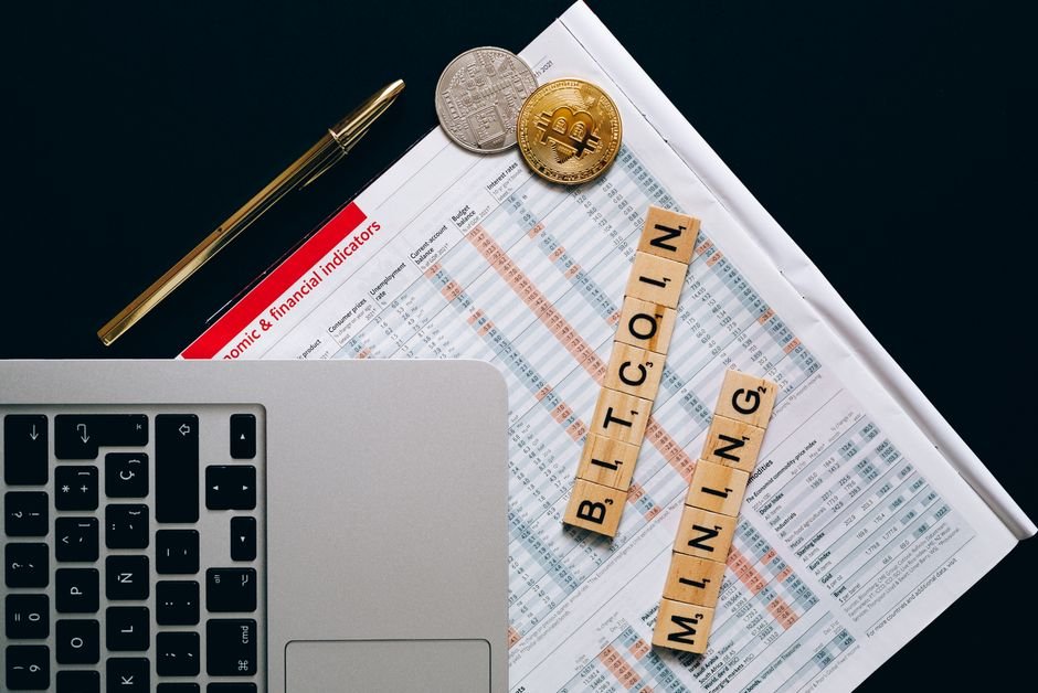 crypto news related image